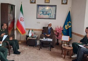 نشست خبری تشریح برنامه‌های دهه امامت و ولایت در دفتر امام جمعه مرند برگزار شد.
